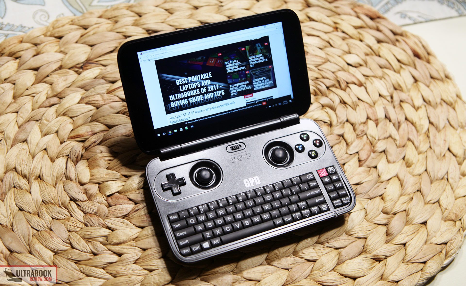 GPD WIN review - what to expect from the laptop that fits in your