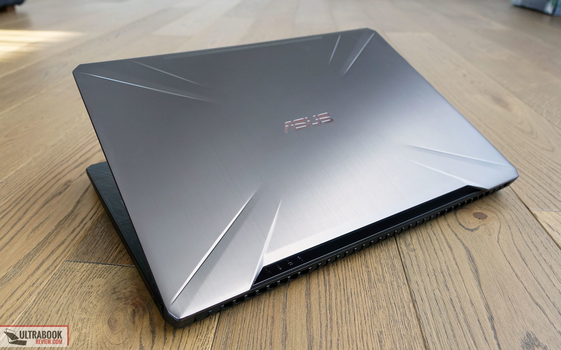 Asus TUF FX504 review (FX504 GE - i7 