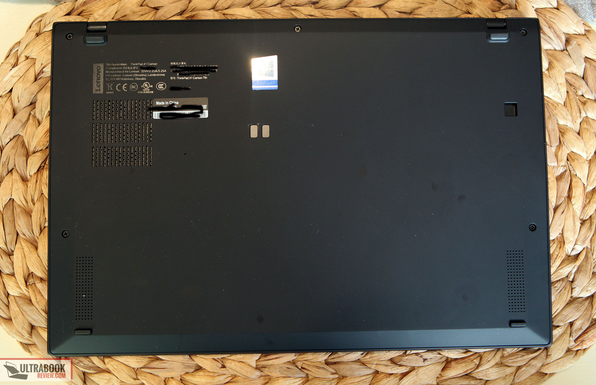 Lenovo ThinkPad Carbon gen review (Core i7, FHD & UHD