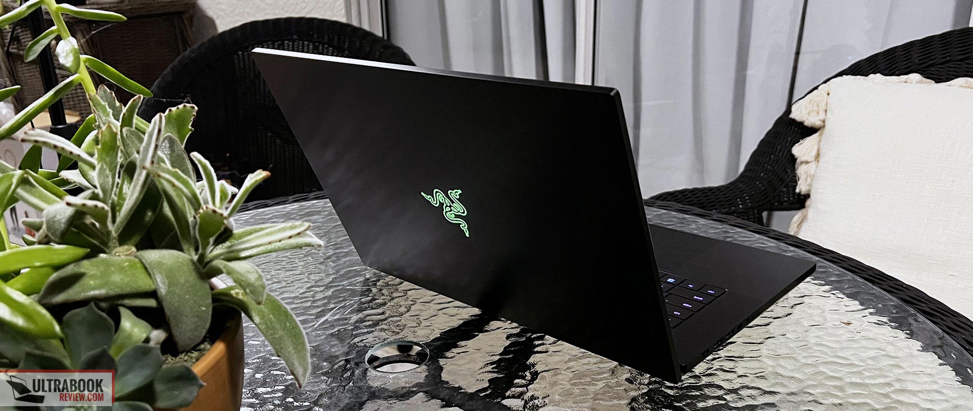 Razer Blade 16 Review: Premium, Powerful, But Not Without Fault 