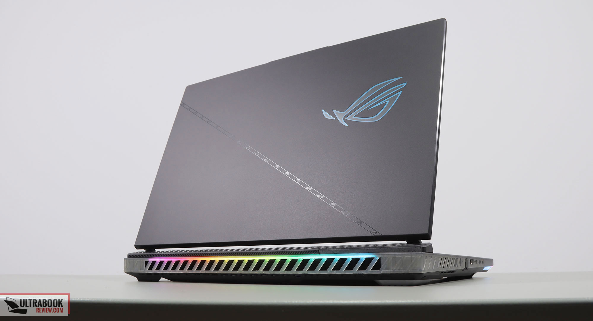 ASUS ROG Strix Scar 16 (2023) Gaming Laptop, 16” Nebula HDR QHD 240Hz  GeForce RTX 4080, Core i9-13980HX, 32GB DDR5, 1TB SSD, Win 11 Pro,  G634JZ-XS96 